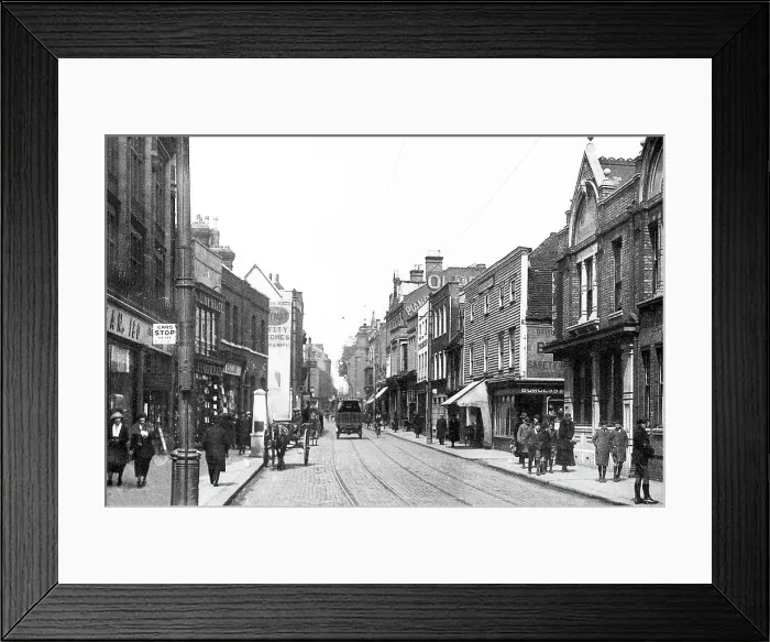 Framed Print : Rochester High Street probably 1920s Framed Print : Rochester High Street probably 1920s