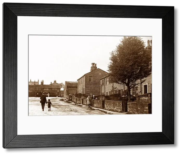 Framed Print : Town Gate, Northowram Framed Print : Town Gate, Northowram