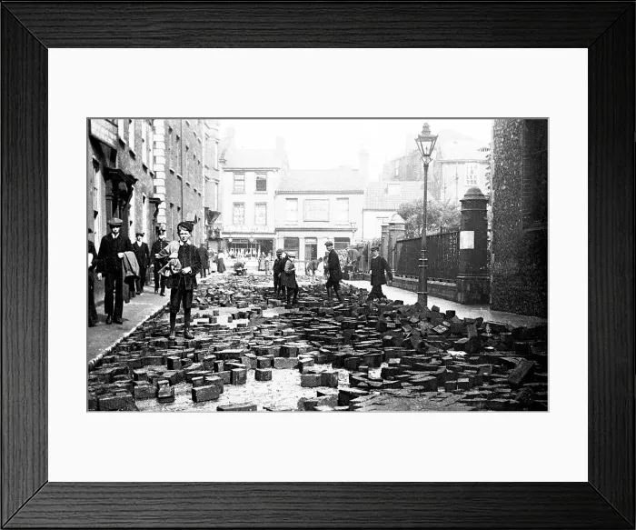 Framed Print : Norwich Aftermath of the Colegate Street Flood early 1900s Framed Print : Norwich Aftermath of the Colegate Street Flood early 1900s