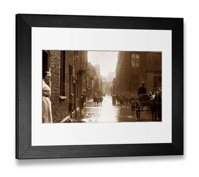 Framed Print : Norwich St. George Street Flood 27th August 1912