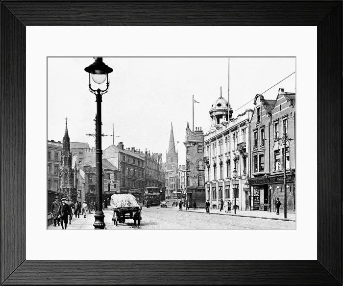 Framed Print : Carrington Street, Nottingham Framed Print : Carrington Street, Nottingham