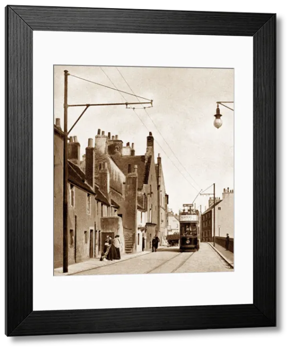 Framed Print : Kirkcaldy Sailor's Walk early 1900s Framed Print : Kirkcaldy Sailor's Walk early 1900s