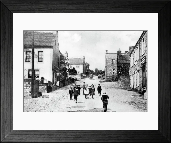 Framed Print : Kirkoswald Front Street early 1900s Framed Print : Kirkoswald Front Street early 1900s
