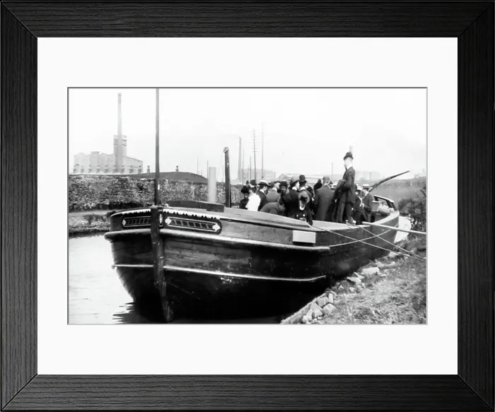 Framed Print : A trip on the Leeds and Liverpool Canal in 1901 Framed Print : A trip on the Leeds and Liverpool Canal in 1901
