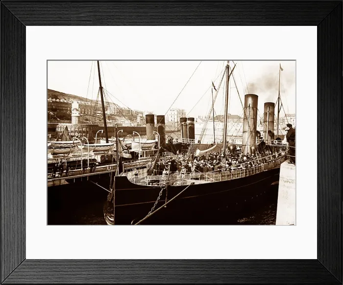 Framed Print : Douglas Harbour Isle of Man Framed Print : Douglas Harbour Isle of Man