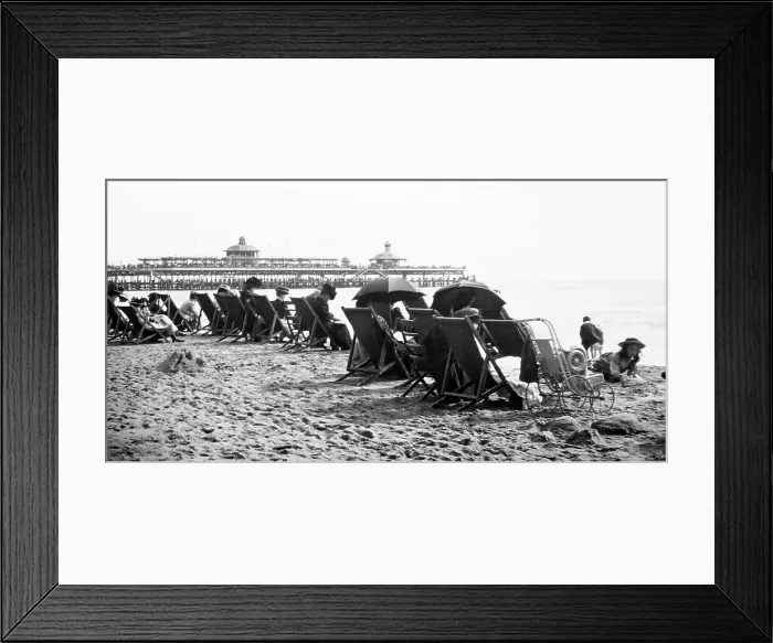 Framed Print : Bournemouth beach and pier, early 1900s Framed Print : Bournemouth beach and pier, early 1900s