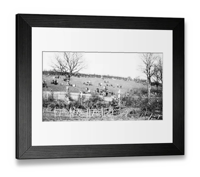 Framed Print : Spectators at Torquay Races, early 1900s Framed Print : Spectators at Torquay Races, early 1900s