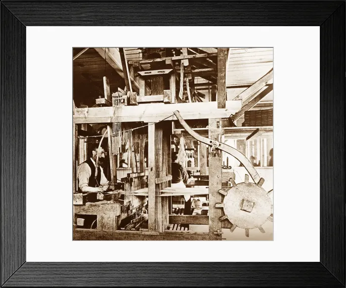 Framed Print : Hand loom linen weaver in Belfast, Ireland, Victorian period Framed Print : Hand loom linen weaver in Belfast, Ireland, Victorian period
