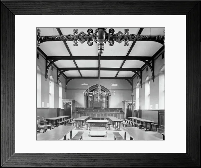 Framed Print : Dining Room, Queen Elizabeth's Hospital, Victorian period Framed Print : Dining Room, Queen Elizabeth's Hospital, Victorian period