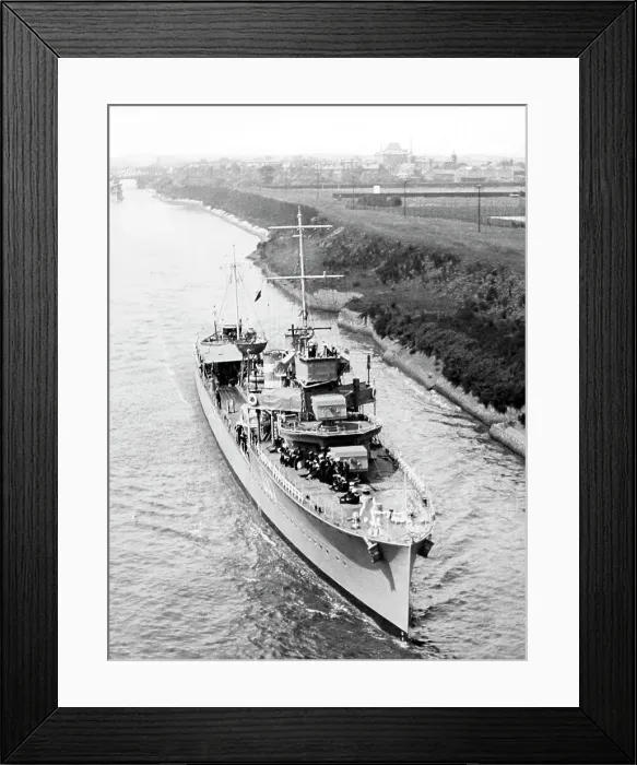 Framed Print : Royal Navy Destroyer on the Manchester Ship Canal Framed Print : Royal Navy Destroyer on the Manchester Ship Canal
