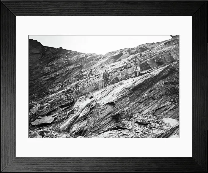 Framed Print : Penrhyn slate quarry, Victorian period Framed Print : Penrhyn slate quarry, Victorian period