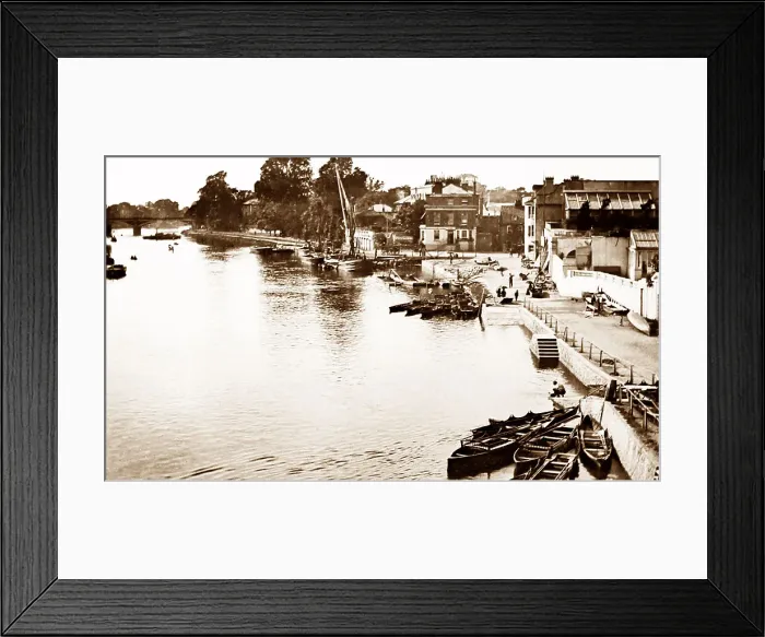 Framed Print : View from Richmond Bridge, Victorian period Framed Print : View from Richmond Bridge, Victorian period