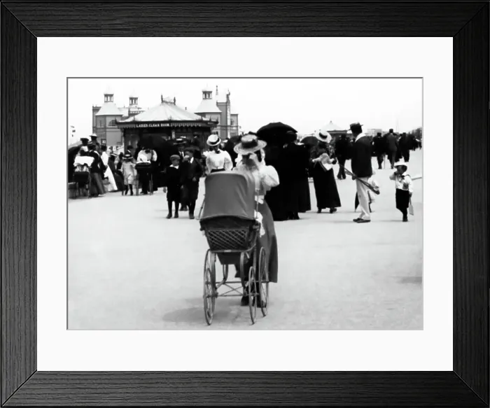 Framed Print : Rhyl Promenade, Wales, early 1900s Framed Print : Rhyl Promenade, Wales, early 1900s