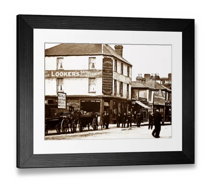 Framed Print : Lookers, King Street, Maidenhead, early 1900s Framed Print : Lookers, King Street, Maidenhead, early 1900s