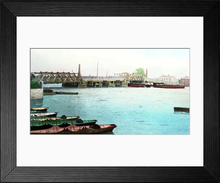 Framed Print : Old Battersea Bridge, London Framed Print : Old Battersea Bridge, London