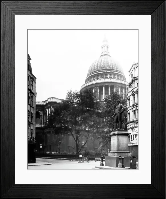 Framed Print : Nicholsons store, Peel statue and St. Paul's Cathedral Framed Print : Nicholsons store, Peel statue and St. Paul's Cathedral