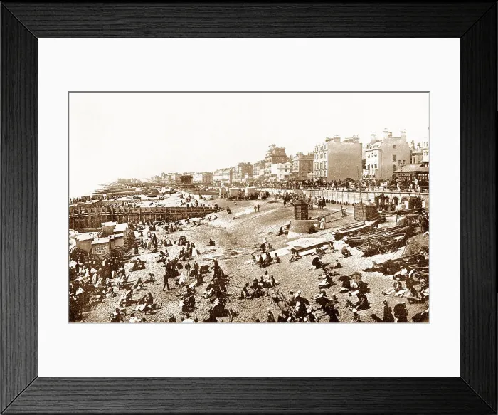 Framed Print : Brighton - Beach Framed Print : Brighton - Beach