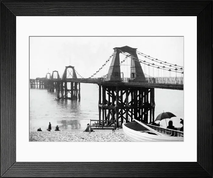 Framed Print : Brighton chain pier Framed Print : Brighton chain pier