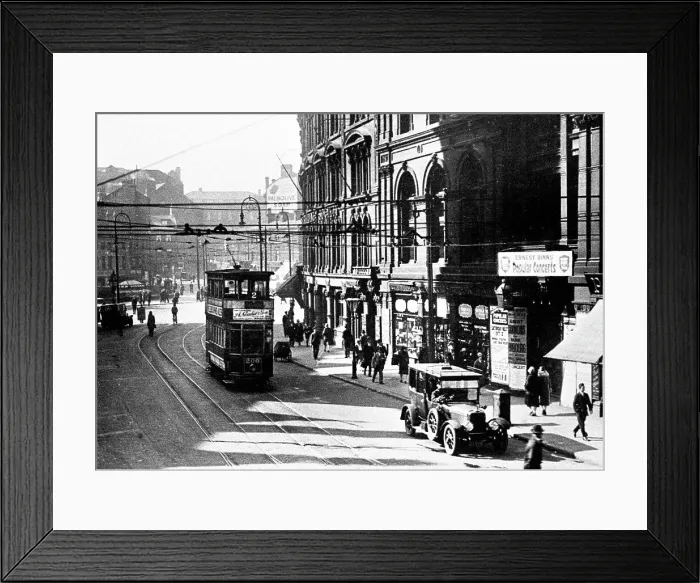 Framed Print : Bradford - Bridge Street Framed Print : Bradford - Bridge Street