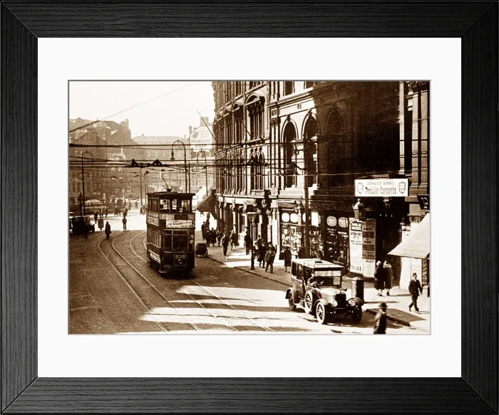 Framed Print : Bradford - Bridge Street Framed Print : Bradford - Bridge Street