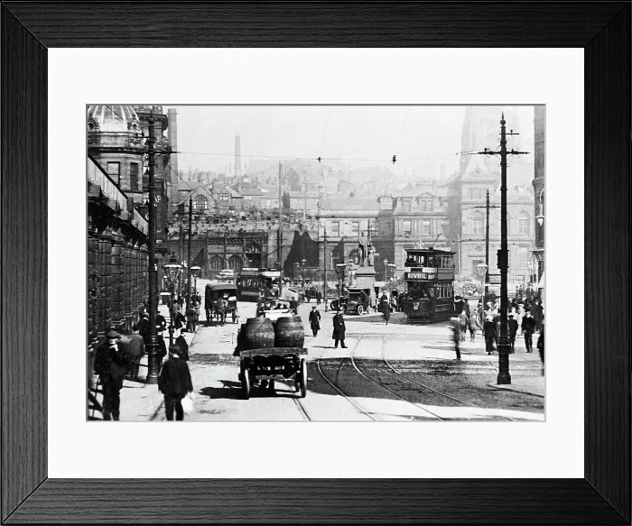 Framed Print : Bradford - Forster Square Framed Print : Bradford - Forster Square