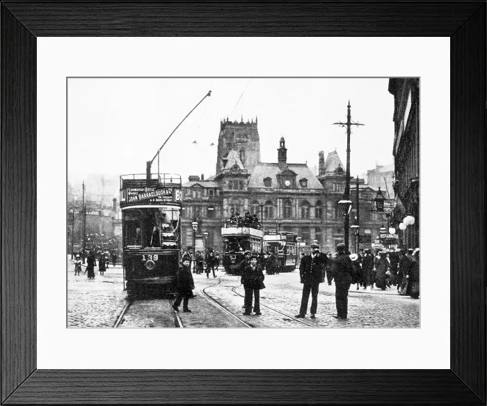Framed Print : Bradford - Forster Square Framed Print : Bradford - Forster Square
