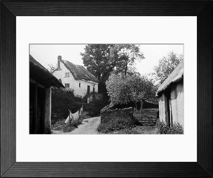 Framed Print : Coombeinteignhead Framed Print : Coombeinteignhead