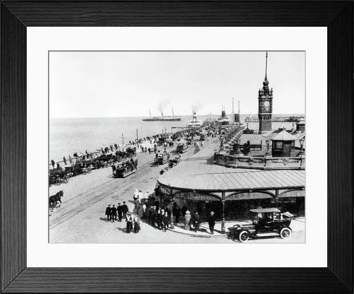 Framed Print : Douglas - Victoria Pier and Arcade - Isle of Man Framed Print : Douglas - Victoria Pier and Arcade - Isle of Man
