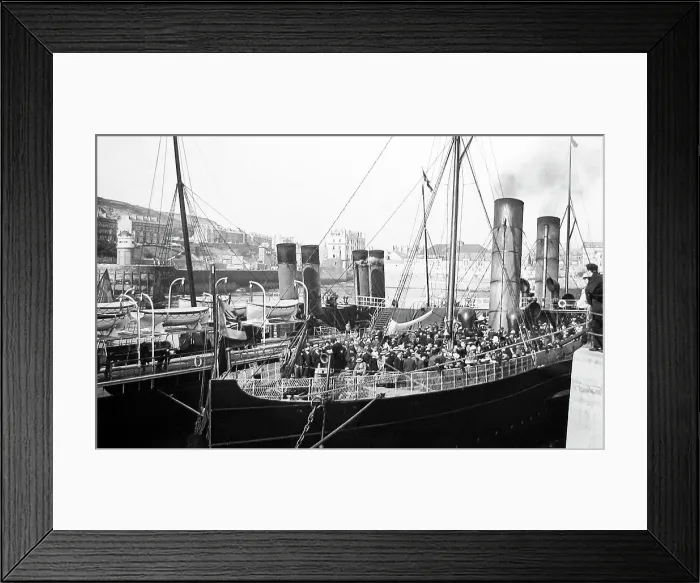 Framed Print : Douglas harbour Isle of Man Framed Print : Douglas harbour Isle of Man
