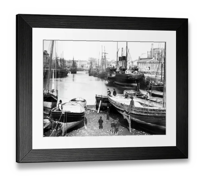 Framed Print : Douglas Harbour Isle of Man Framed Print : Douglas Harbour Isle of Man