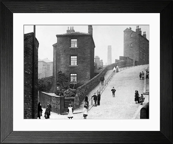 Framed Print : Sowerby Bridge - Gratrix Lane Framed Print : Sowerby Bridge - Gratrix Lane