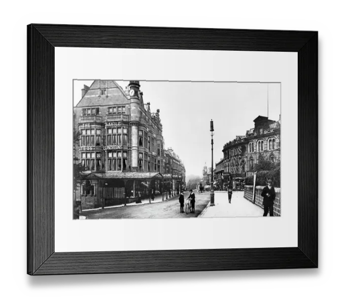 Framed Print : Harrogate - Parliament Street Framed Print : Harrogate - Parliament Street