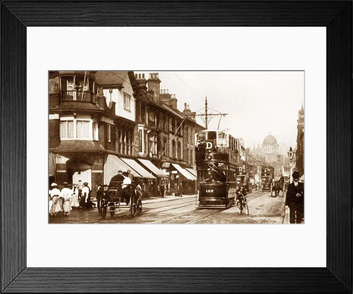 Framed Print : Hull - Carr Lane Framed Print : Hull - Carr Lane