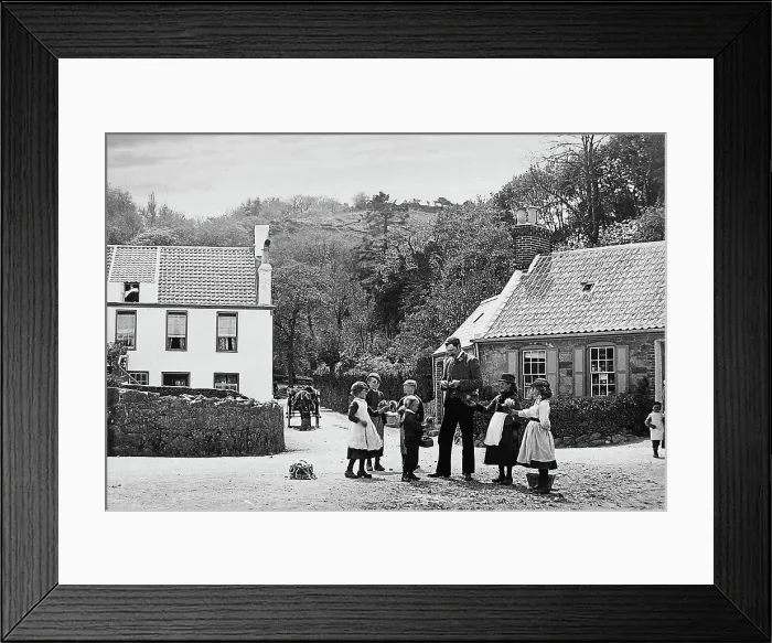 Framed Print : Rozel bay, Jersey Framed Print : Rozel bay, Jersey
