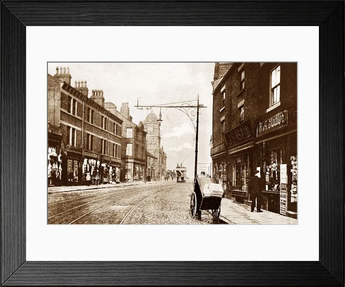 Framed Print : Woodhouse Lane Leeds Framed Print : Woodhouse Lane Leeds