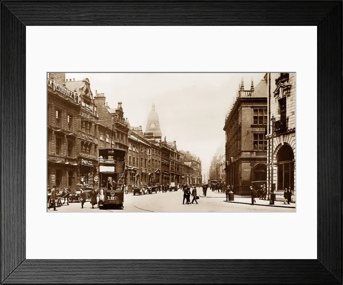 Framed Print : East Parade Leeds Framed Print : East Parade Leeds