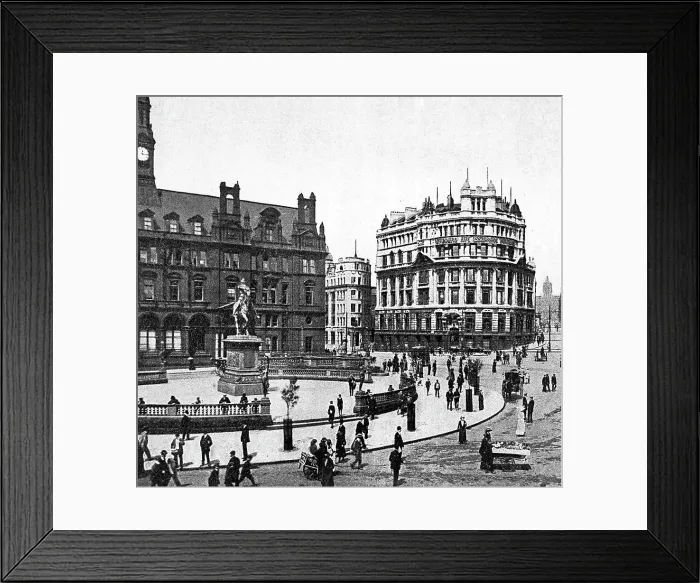 Framed Print : City Sq and Park Row Leeds Framed Print : City Sq and Park Row Leeds