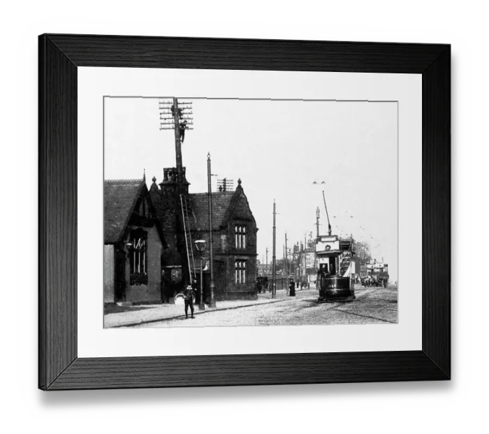Framed Print : Trafford Bar, Manchester Framed Print : Trafford Bar, Manchester