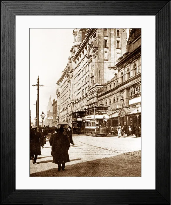 Framed Print : Oxford Street, Manchester Framed Print : Oxford Street, Manchester