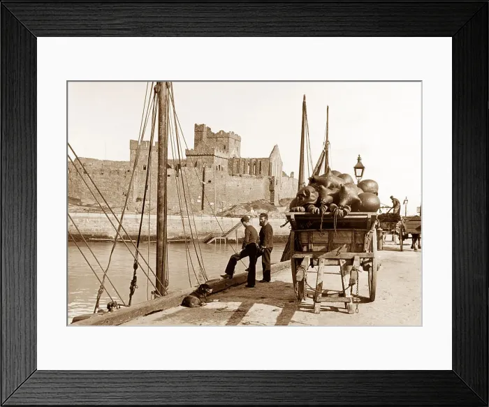 Framed Print : Peel - Isle of Man - Quayside and Castle Framed Print : Peel - Isle of Man - Quayside and Castle
