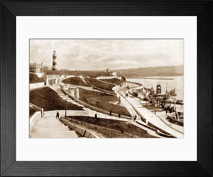 Framed Print : Plymouth - The Hoe Framed Print : Plymouth - The Hoe