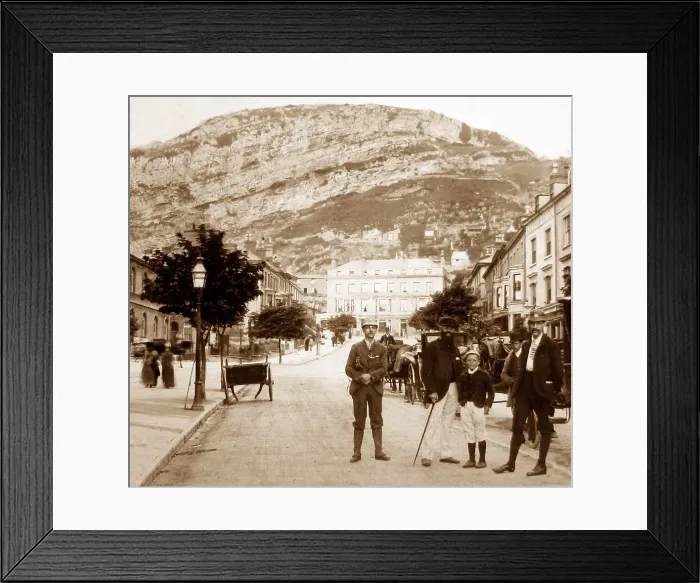 Framed Print : Mostyn street Llandudno, Wales Framed Print : Mostyn street Llandudno, Wales