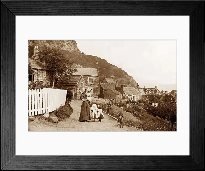 Framed Print : Runswick Bay Framed Print : Runswick Bay