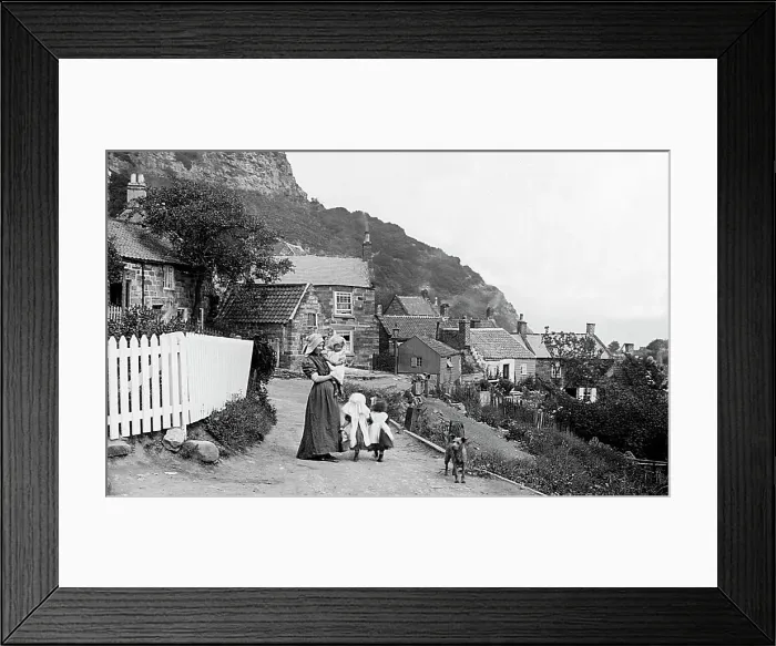 Framed Print : Runswick Bay Framed Print : Runswick Bay