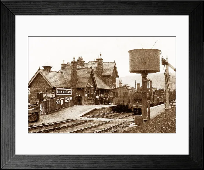 Framed Print : Robin Hood's bay Railway station Framed Print : Robin Hood's bay Railway station