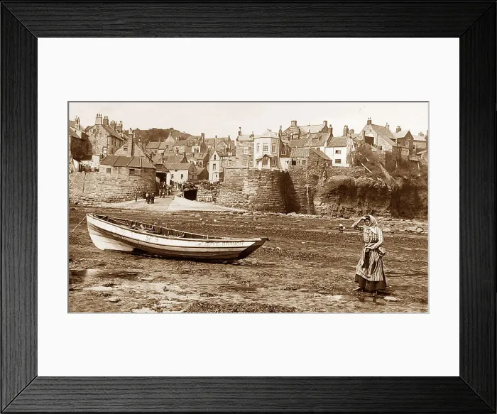Framed Print : Robin Hoods Bay