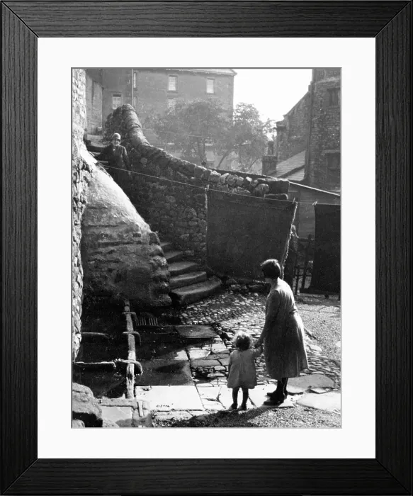 Framed Print : Robin Hood's Bay - Steps Framed Print : Robin Hood's Bay - Steps