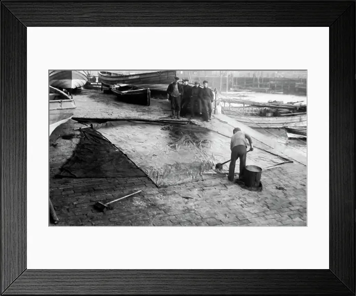 Framed Print : Docks Scarborough sail barking Framed Print : Docks Scarborough sail barking