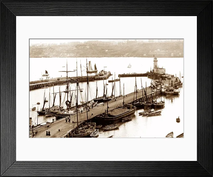 Framed Print : Docks Scarborough boats in harbour Framed Print : Docks Scarborough boats in harbour