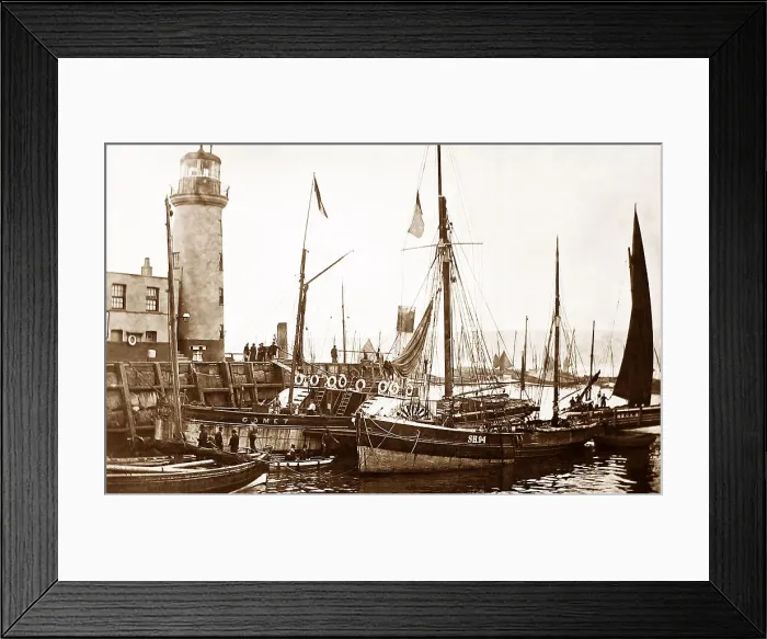 Framed Print : Docks Scarborough